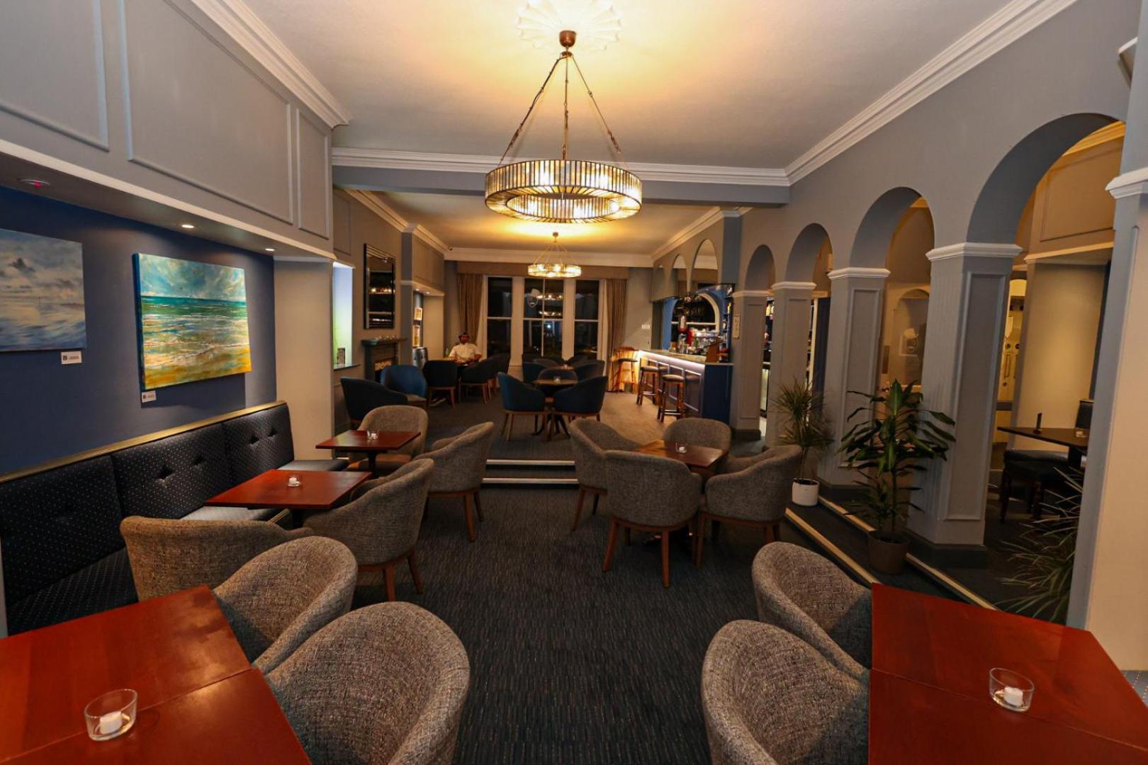 Manor Hotel Эксмут Экстерьер фото
